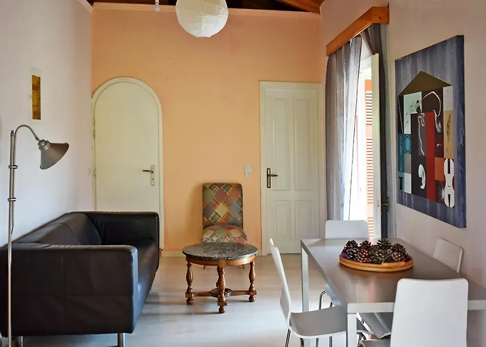 Anemona Apartments And Studios
