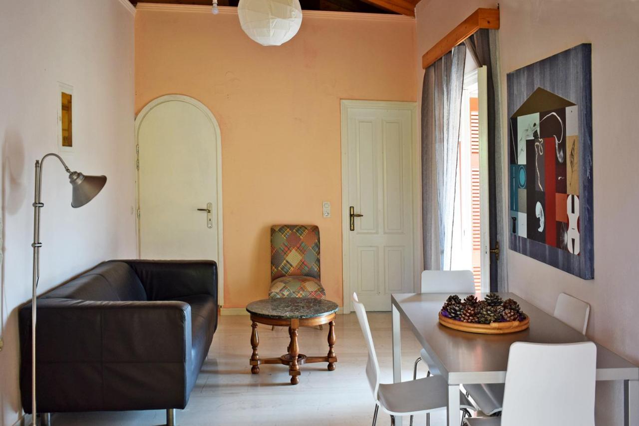 Anemona And *
